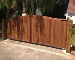 wooden-electric-gates - TPS Electric Gates