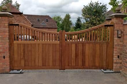 tps-gate-wooden-electric-gates - TPS Electric Gates