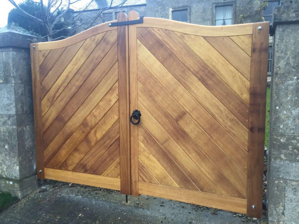 Wooden Gates 38 - TPS Electric Gates