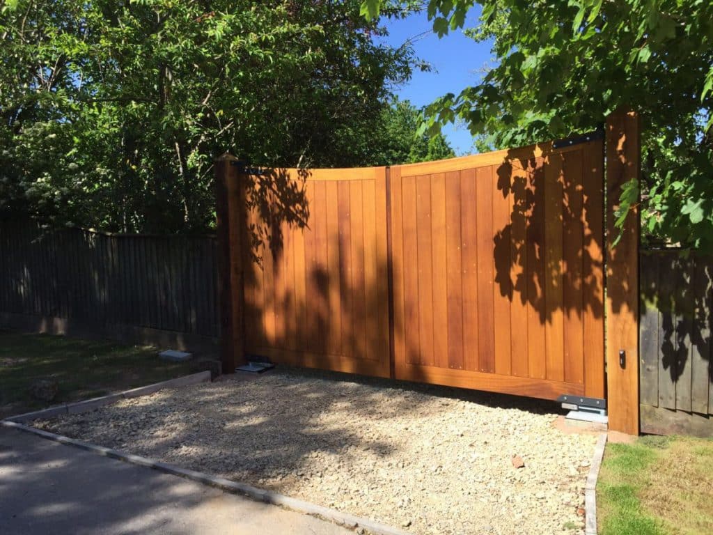 Wooden Gates 25 - TPS Electric Gates