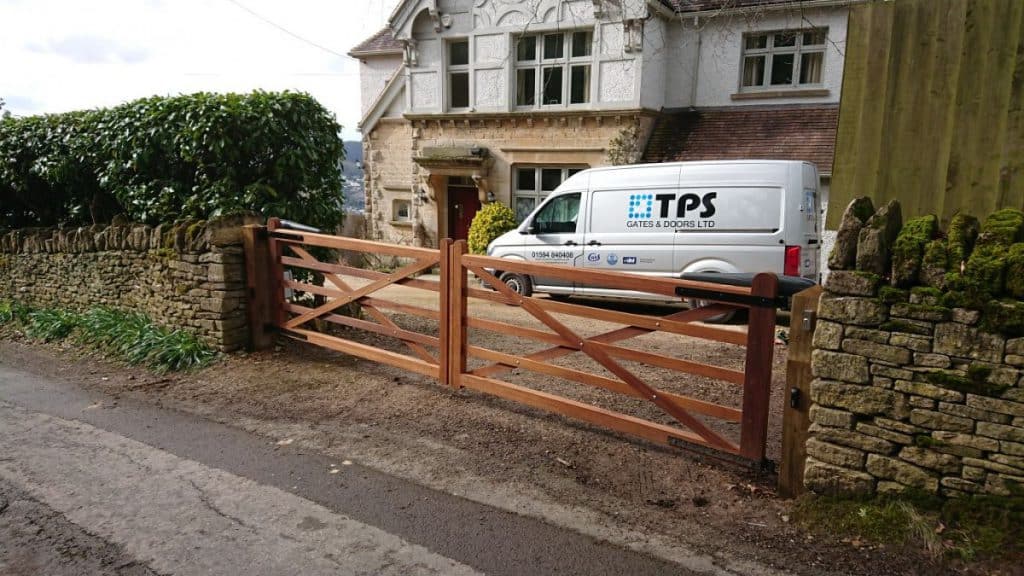 Wooden Gates 21 - TPS Electric Gates