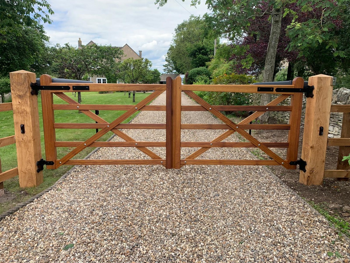 Electric Wooden Gates TPS Gates & Doors Ltd
